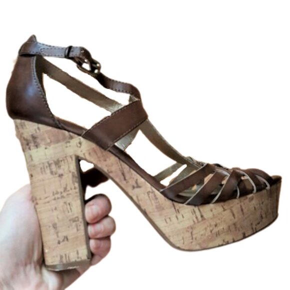 G by Guess high cork heel strappy open toe sandals - Picture 3 of 12